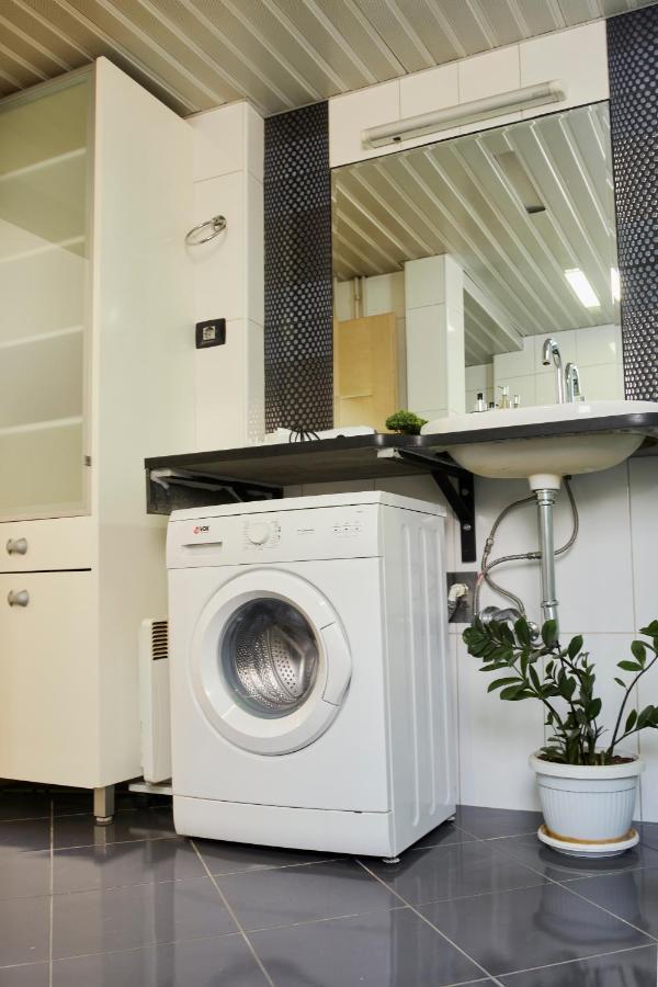 Diamond Butterfly Apartment スコピエ エクステリア 写真
